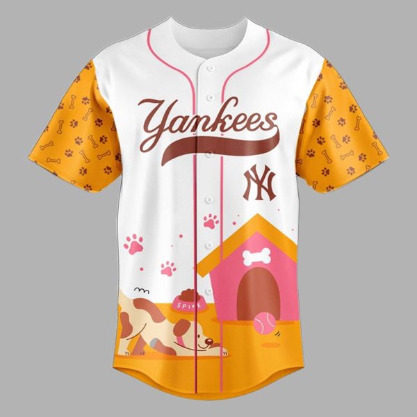 Yankees 2025 International Dog Day Jersey